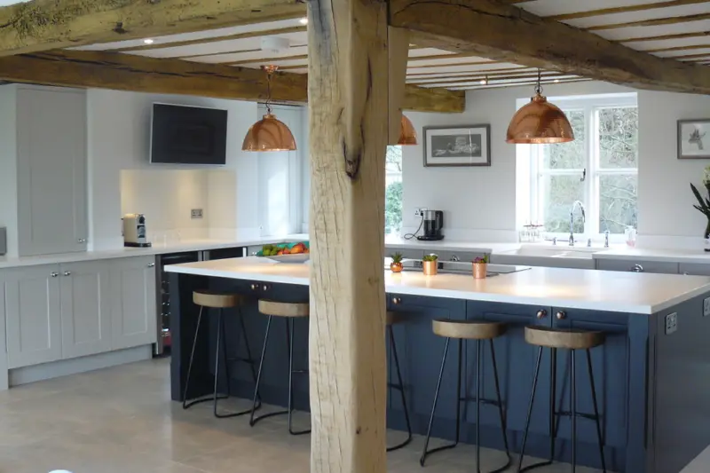Another view of this kitchen