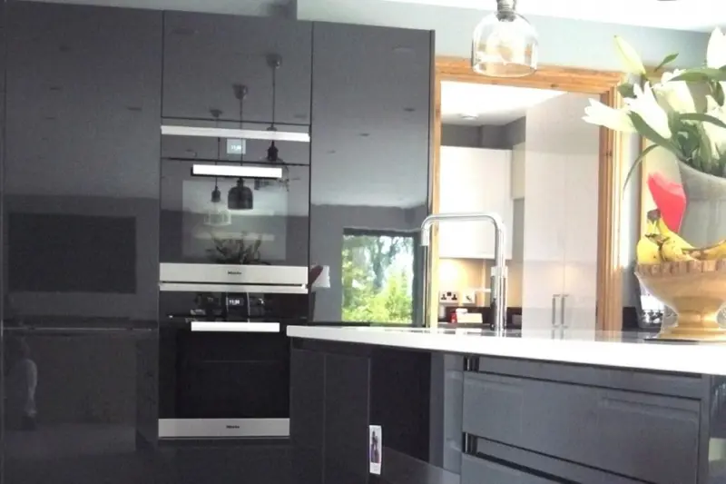 Another view of this kitchen