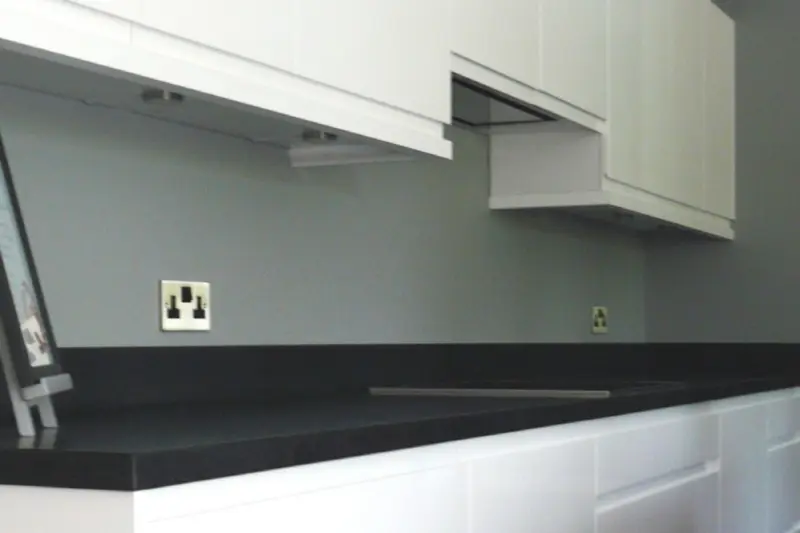 Another view of this kitchen